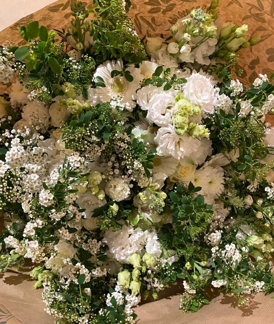 bouquet de fleurs blanches