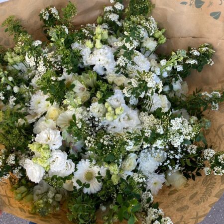 Bouquet de fleurs blanches