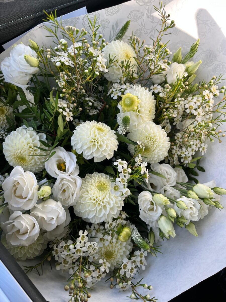 Bouquet de fleurs blanches